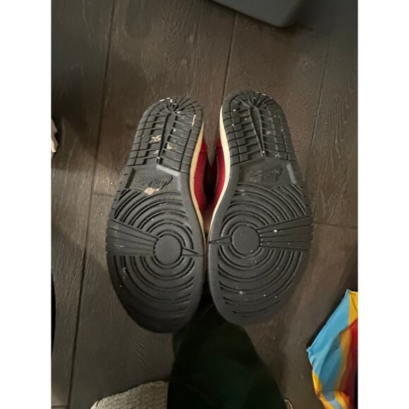 Nike Air Jordan 1 Retro Mid Gym Red Size 8 men's - Picture 5 of 6